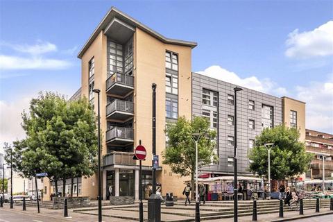 2 bedroom flat for sale, Watney Street, London E1