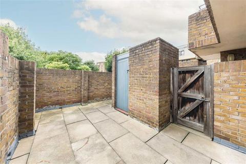 2 bedroom flat for sale, Burr Close, London E1W