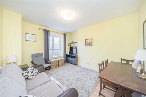 2 bedroom flat to rent, Reardon Street, London E1W