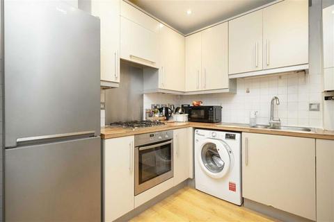 2 bedroom flat for sale, Watney Street, London E1