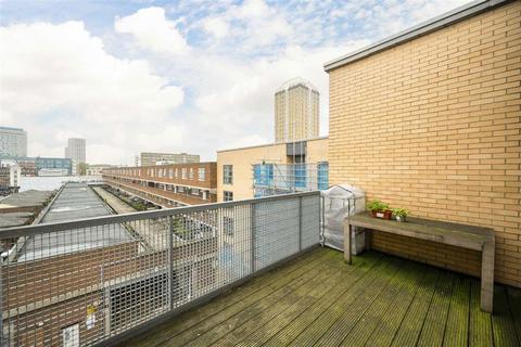 2 bedroom flat for sale, Watney Street, London E1