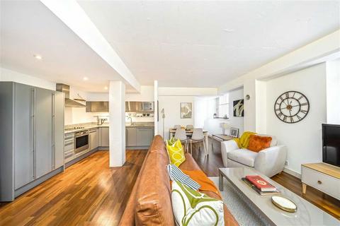 1 bedroom flat for sale, The Highway, London E1W