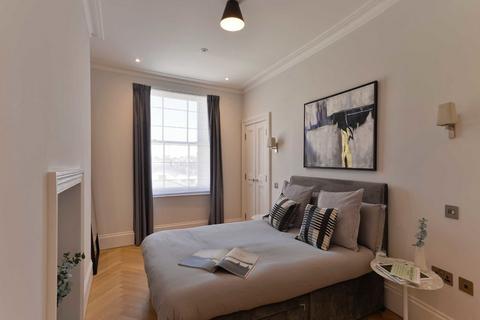 1 bedroom flat for sale, Colville Road, London W11