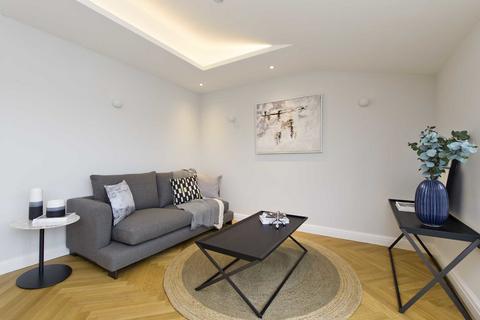 1 bedroom flat for sale, Colville Road, London W11