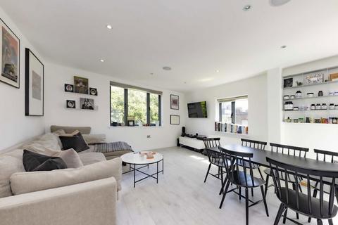 1 bedroom flat for sale, Latimer Road, London W10