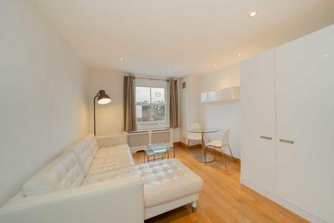 1 bedroom flat for sale, Clanricarde Gardens, London W2