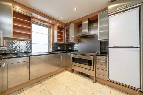 3 bedroom flat for sale, Moscow Road, London W2