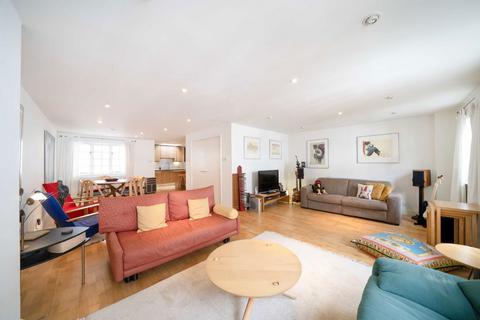 4 bedroom terraced house for sale, Bathurst Mews, London W2