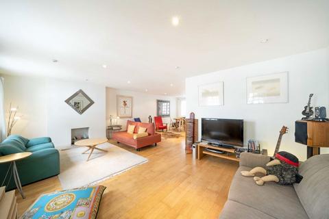 4 bedroom terraced house for sale, Bathurst Mews, London W2