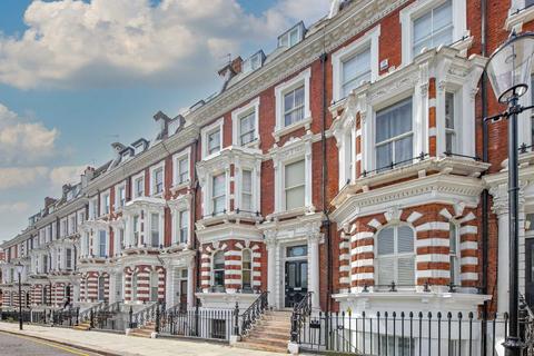 2 bedroom flat for sale, Hornton Street, London W8