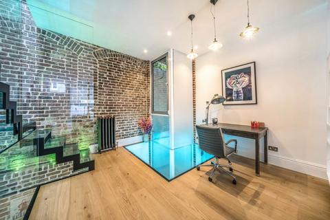 2 bedroom house for sale, Princes Mews, London W2