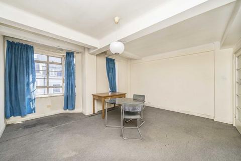 1 bedroom flat for sale, Hatherley Grove, London W2