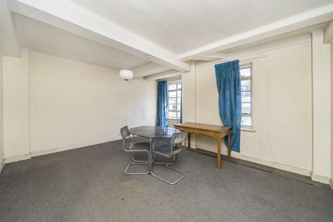 1 bedroom flat for sale, Hatherley Grove, London W2