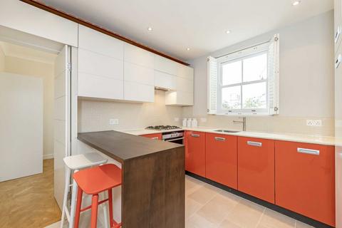 2 bedroom flat for sale, Sussex Gardens, London W2