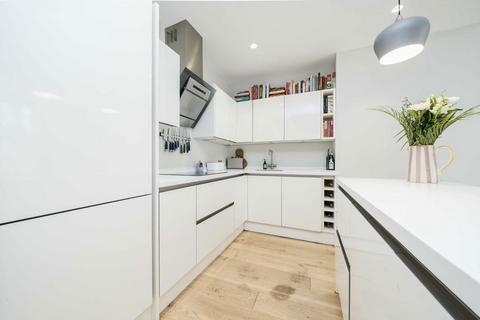 2 bedroom flat for sale, St. Stephens Gardens, London W2