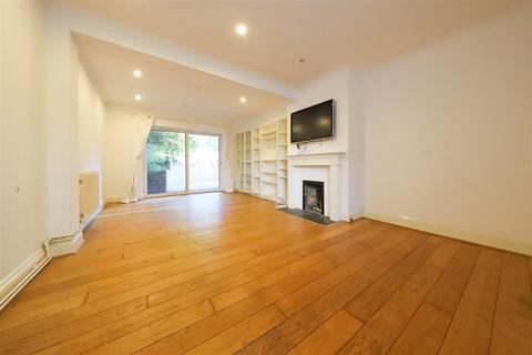 4 bedroom semi-detached house for sale, Valley Drive, Brighton