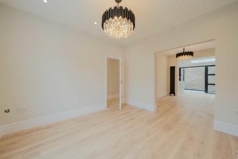 2 bedroom terraced house for sale, Snarsgate Street, London W10