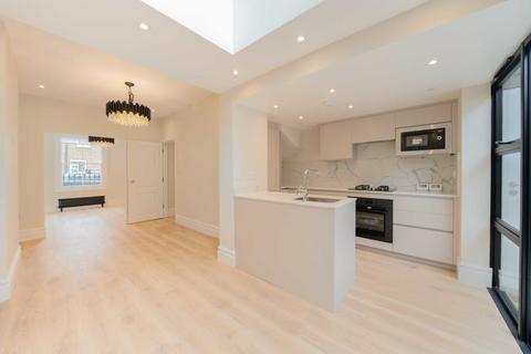 2 bedroom terraced house for sale, Snarsgate Street, London W10