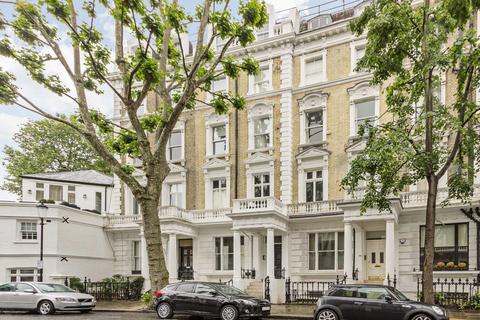 2 bedroom flat for sale, Linden Gardens, London W2