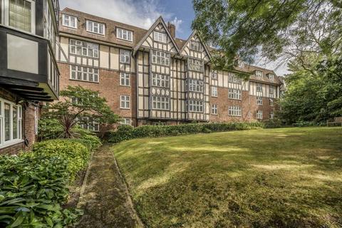 4 bedroom flat for sale, Finchley Road, London NW2