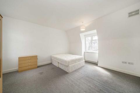 4 bedroom flat for sale, Finchley Road, London NW2