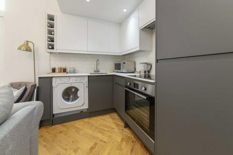 1 bedroom flat for sale, Gondar Gardens, London NW6