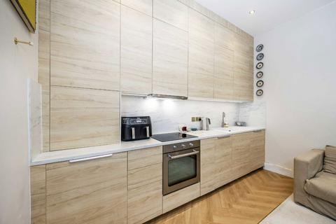 1 bedroom flat for sale, Sumatra Road, London NW6