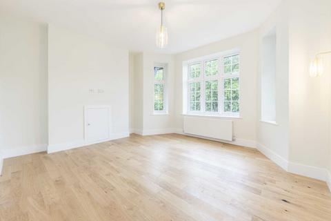 3 bedroom flat for sale, Finchley Road, London NW2