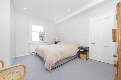 3 bedroom flat for sale, West End Lane, London NW6