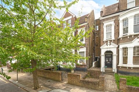 3 bedroom flat for sale, Buckley Road, London NW6