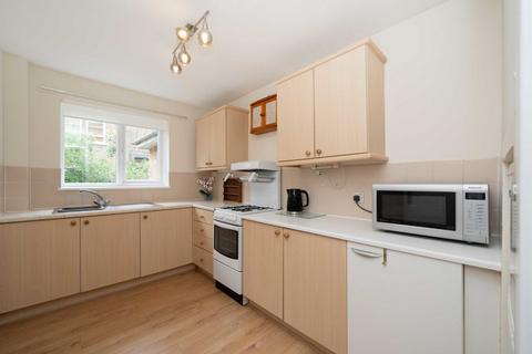 1 bedroom flat for sale, Goldhurst Terrace, London NW6