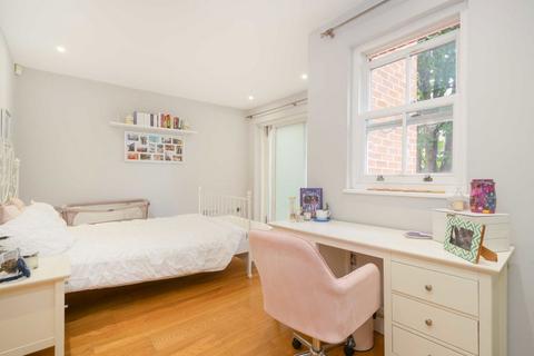 3 bedroom flat for sale, West End Lane, London NW6