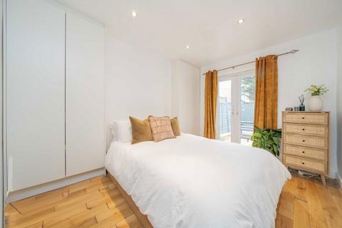 1 bedroom flat for sale, Lowfield Road, London NW6