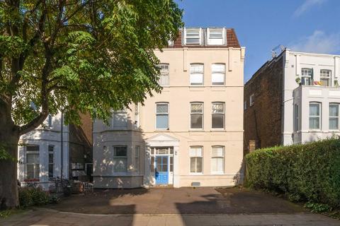 2 bedroom flat for sale, Greencroft Gardens, London NW6