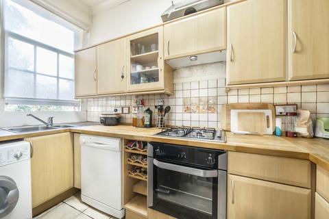 2 bedroom flat for sale, Goldhurst Terrace, London NW6