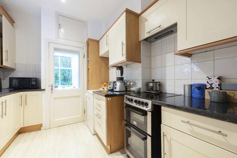 1 bedroom flat for sale, Iverson Road, London NW6