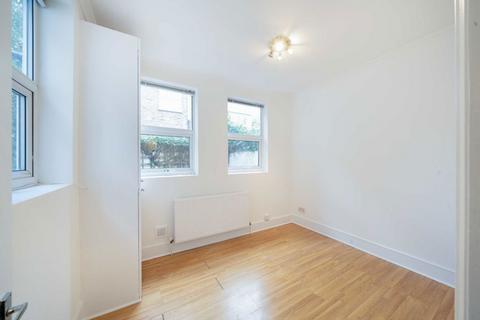 2 bedroom flat for sale, Cotleigh Road, London NW6