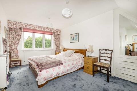 46 Llanvanor Road, London, NW2 2AP