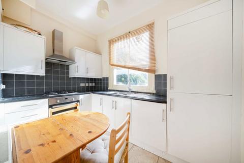 1 bedroom flat to rent, Gascony Avenue, London NW6