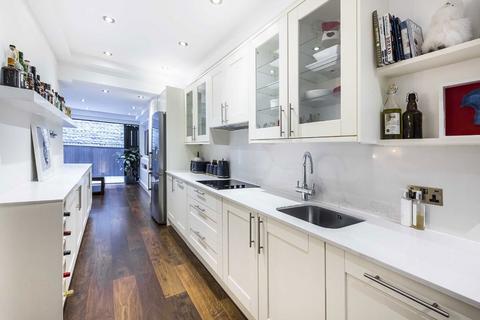 3 bedroom flat for sale, Castletown Road, London W14