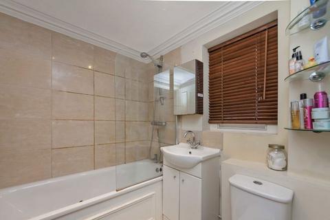 1 bedroom flat for sale, Fairholme Road, London W14