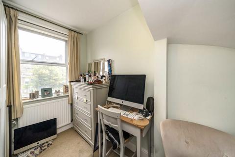 2 bedroom flat for sale, Barons Court Road, London W14