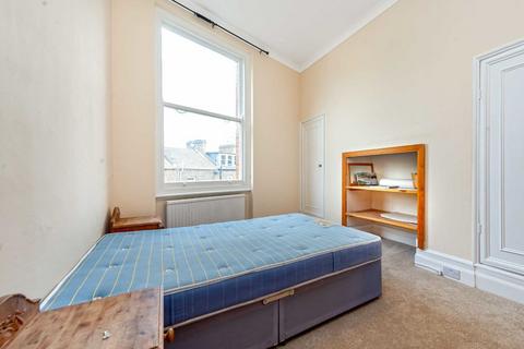 2 bedroom flat for sale, Fitzgeorge Avenue, London W14