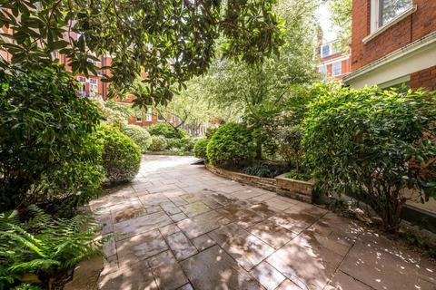 2 bedroom flat for sale, Fitzgeorge Avenue, London W14