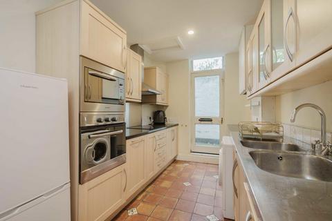 2 bedroom flat for sale, Gunterstone Road, London W14