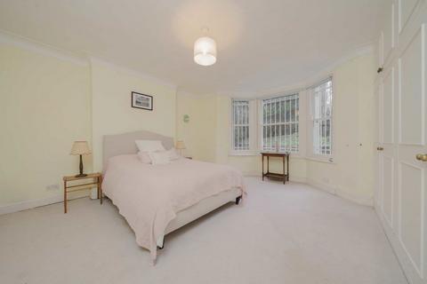 2 bedroom flat for sale, Gunterstone Road, London W14