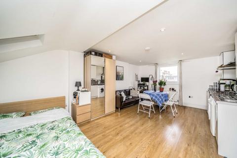 Studio for sale, Gunterstone Road, London W14