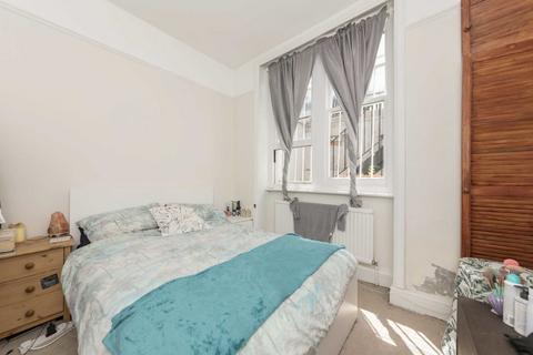 1 bedroom flat for sale, Challoner Street, London W14