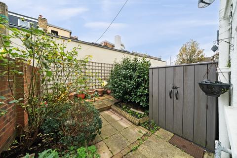 2 bedroom end of terrace house for sale, Morena Street, London