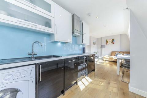 2 bedroom flat for sale, Gunterstone Road, London W14